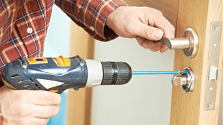 Automotive Locksmith at 02420, Massachusetts